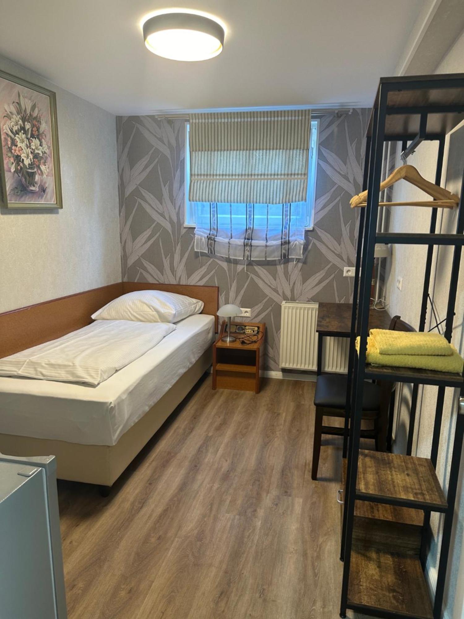 Hotel Pirol Берлин Экстерьер фото